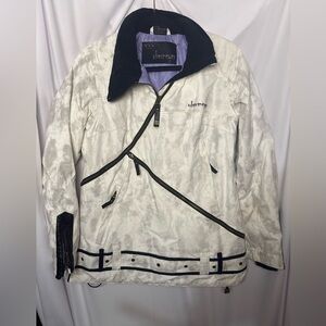 Obermeyer Women’s White and Black Ski Jacket